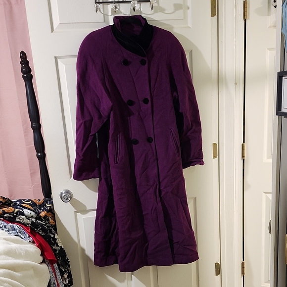 projections Jackets & Blazers - ELEGANT VINTAGE WOOL COAT